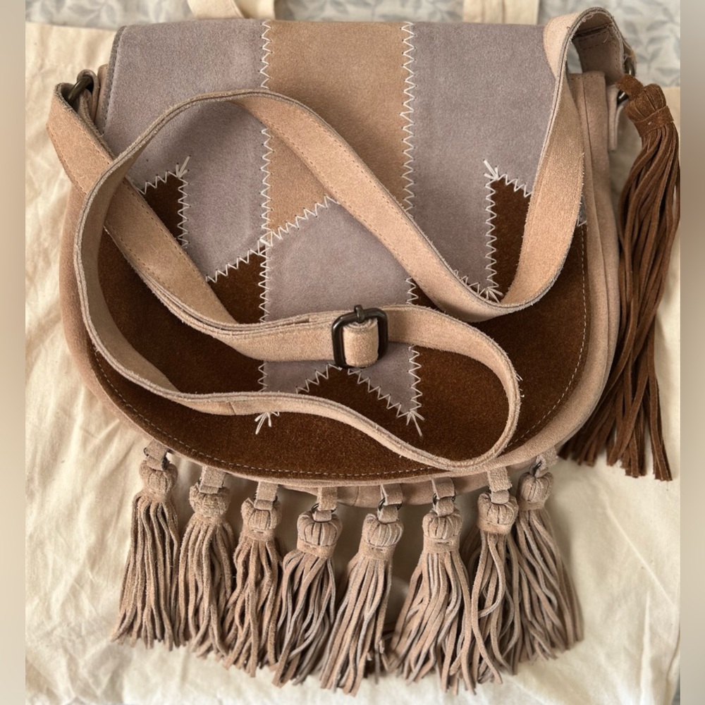 Spell & The Gypsy Collective Zephyr Patchwork Saddle Bag. - Picture 9 of 16